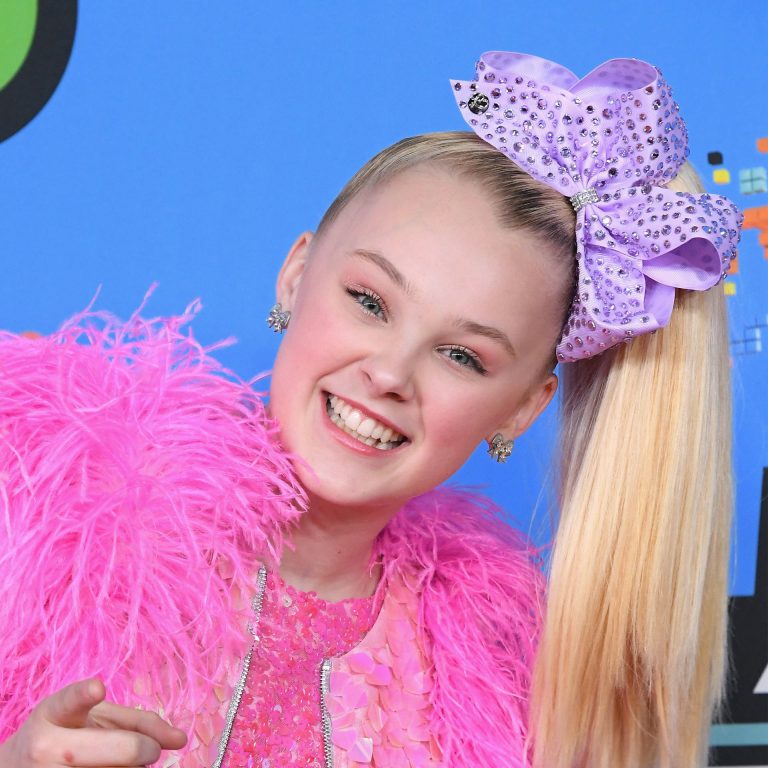 JoJo Siwa Biography, Age, Height, Net Worth, Boyfriend, Career & More