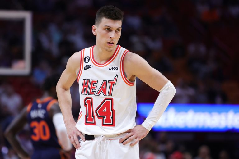 Tyler Herro Biography, Age, Height, Net Worth, Girlfriend, Parents & More